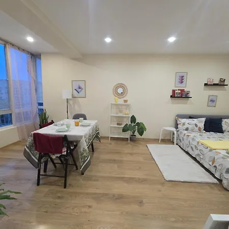 Apartment Grand And Prime Varna