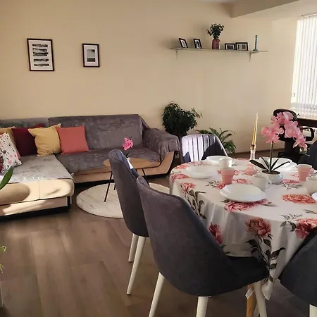 Apartment Grand And Prime